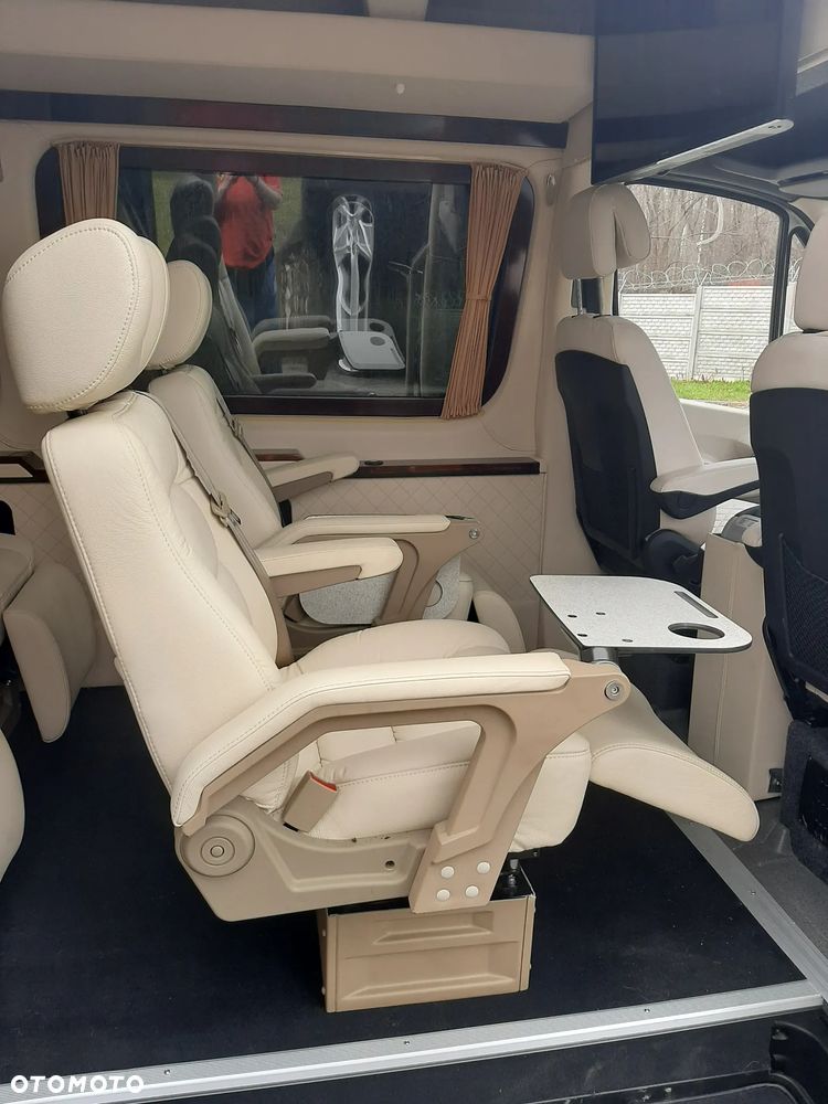 Mercedes-Benz Sprinter - 6