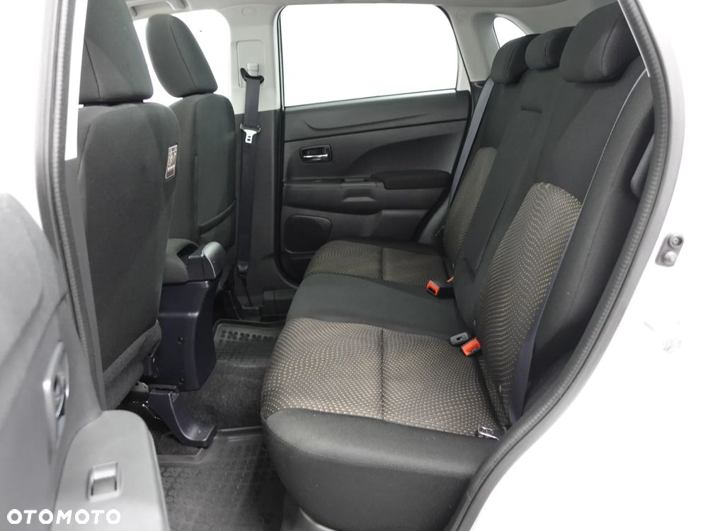 Mitsubishi ASX 1.8 DID Instyle AS&G - 23