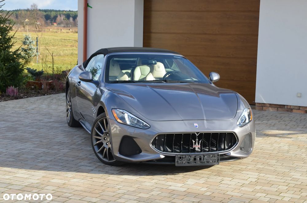 Maserati GranCabrio Sport - 3