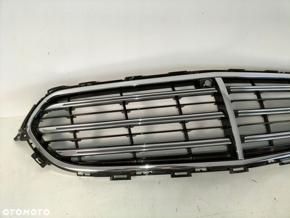 atrapa kratka grill mercedes e klasa w213 lift 20- elegance - 4