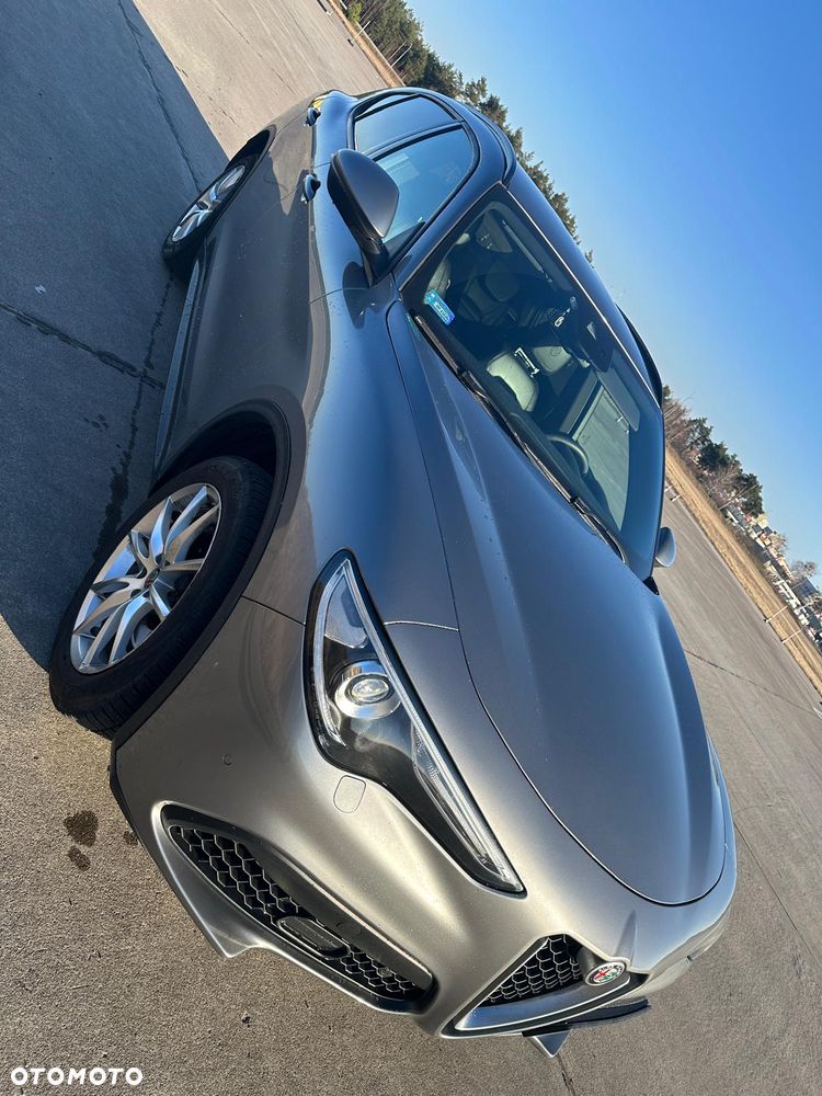 Alfa Romeo Stelvio 2.0 Turbo Executive Q4 - 3