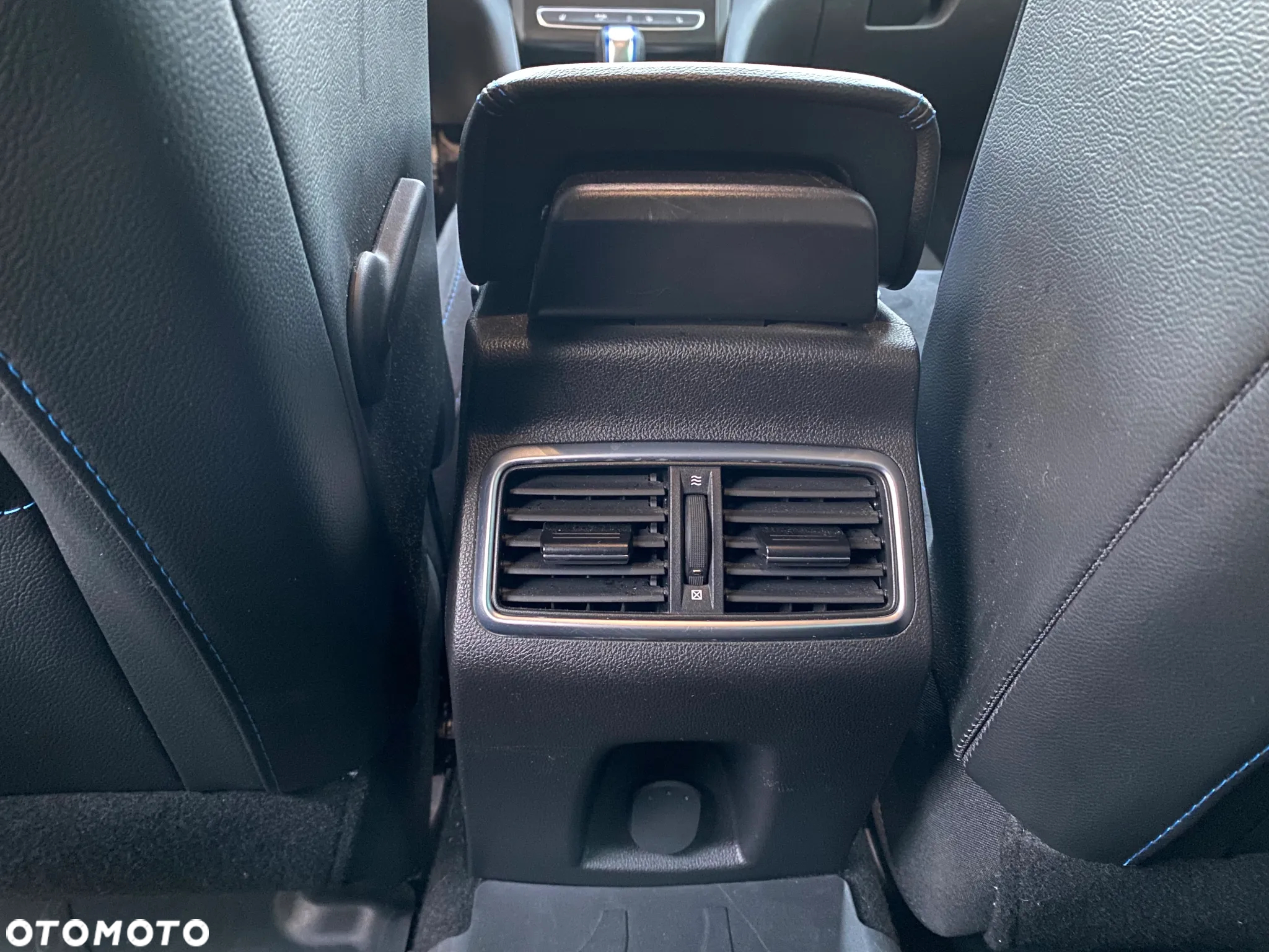 Renault Megane ENERGY dCi 165 EDC GT - 14