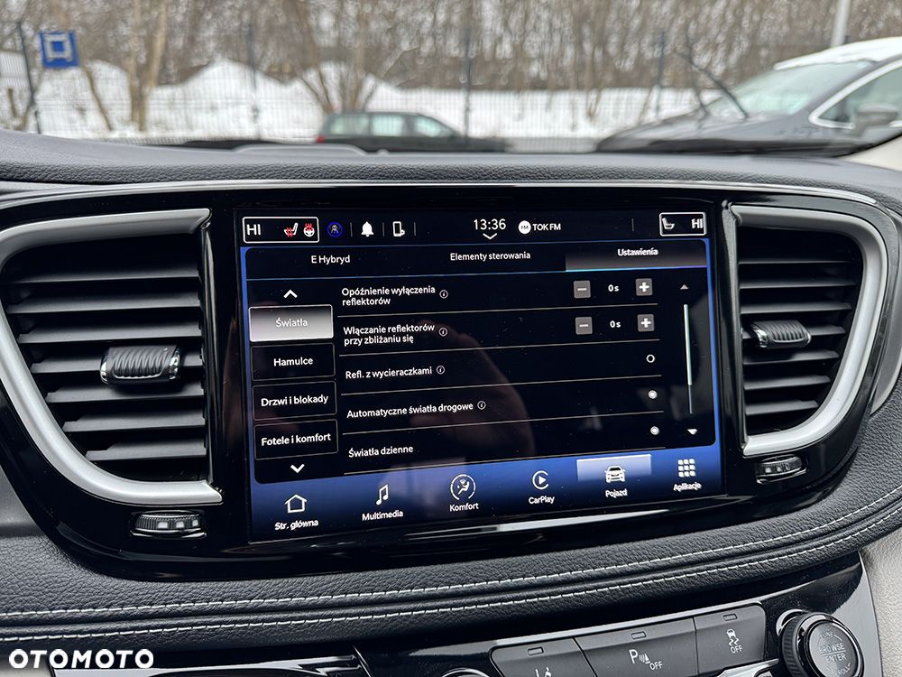 Chrysler Pacifica - 20