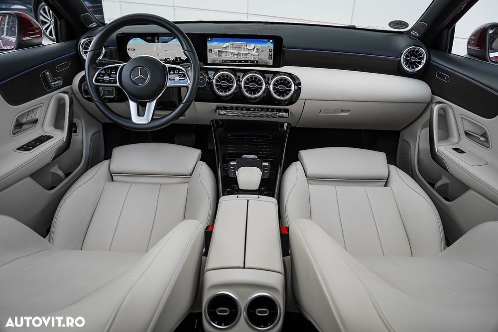 Mercedes-Benz A 250 e Sedan 8G-DCT Edition 2021 - 5