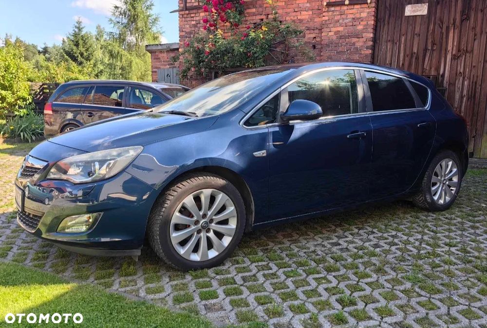 Opel Astra 1.4 T Cosmo - 1