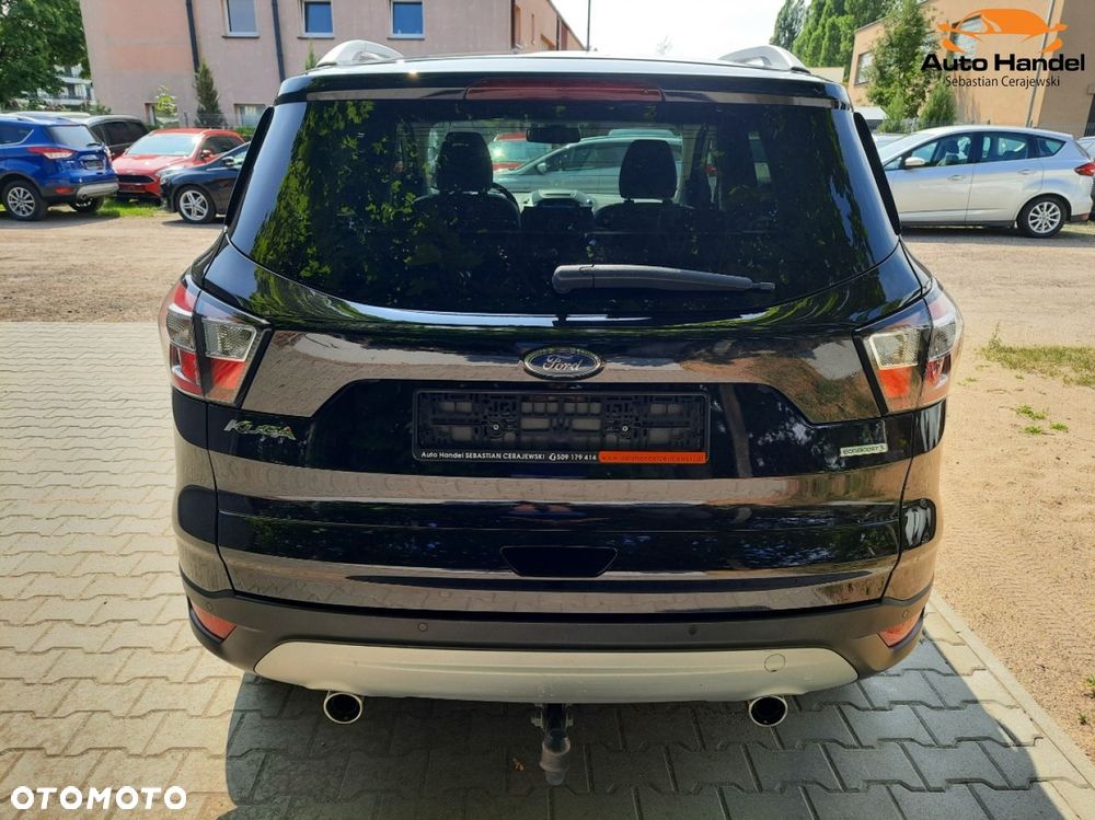 Ford Kuga 1.5 EcoBoost 2x4 Titanium - 11