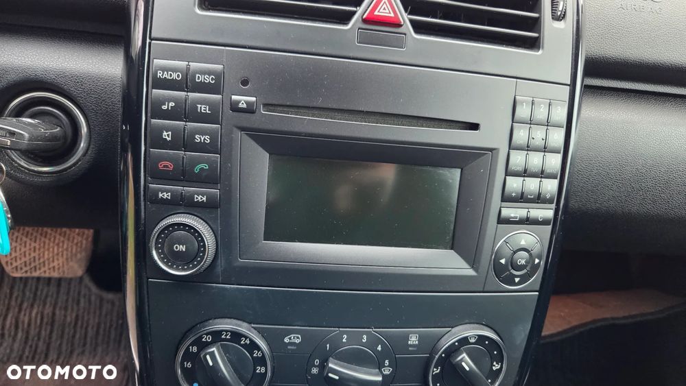 Mercedes-Benz Klasa A 160 Autotronic - 21