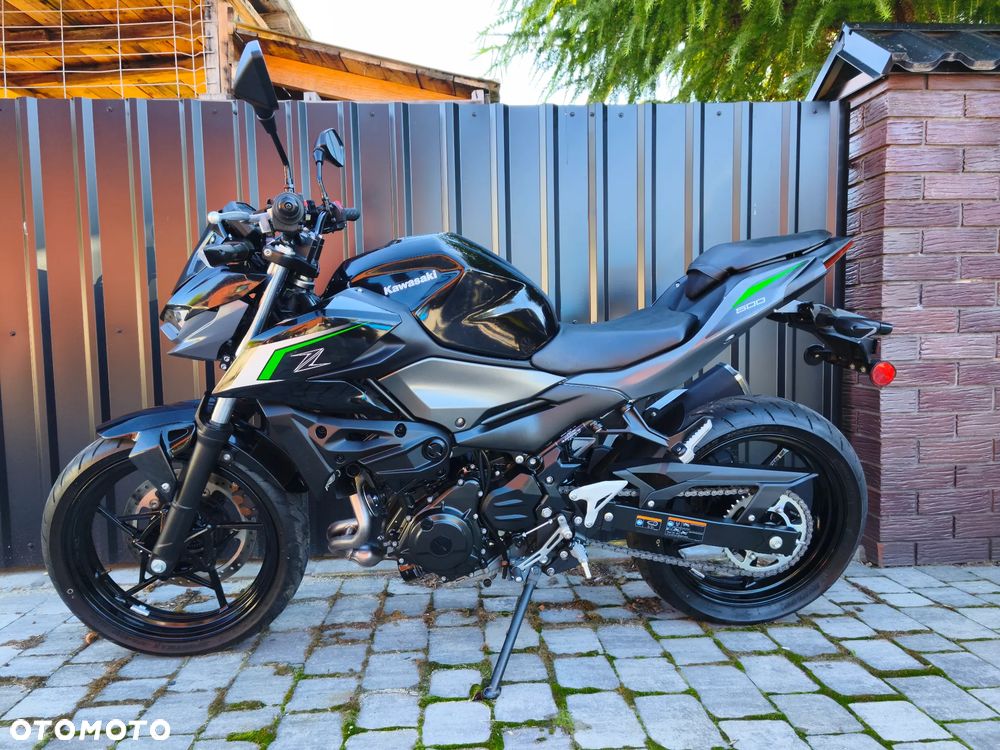 Kawasaki Z - 12