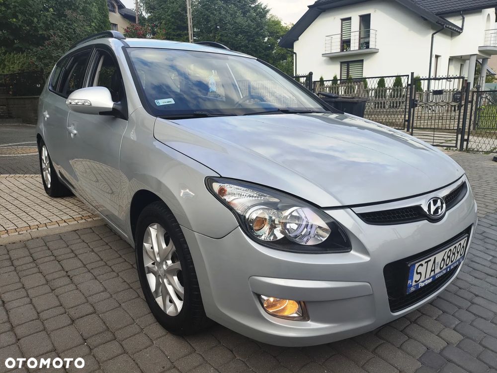 Hyundai i30 i30cw 2.0 Style - 8
