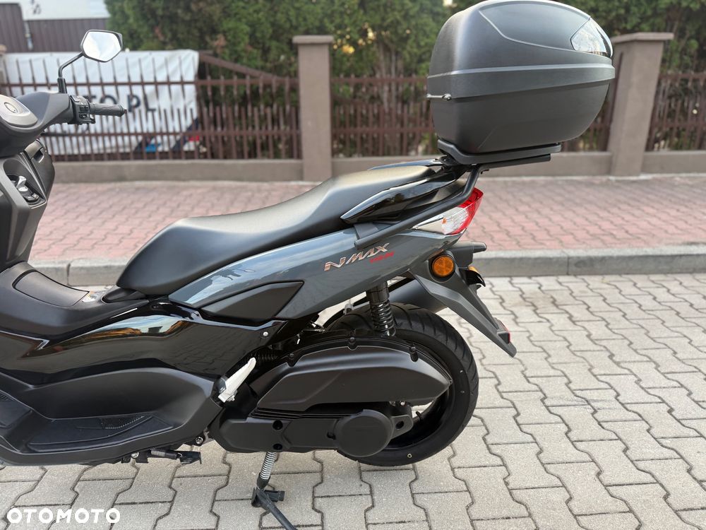 Yamaha NMAX - 23