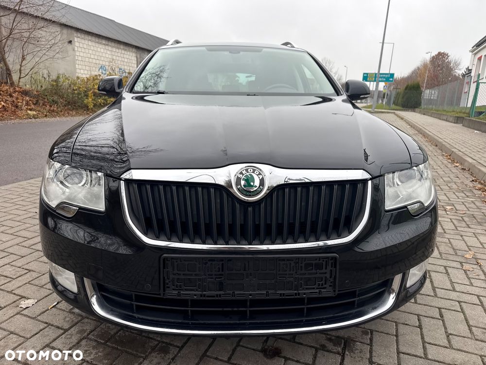 Skoda Superb 3.6 FSI 4x4 Platinum DSG - 8