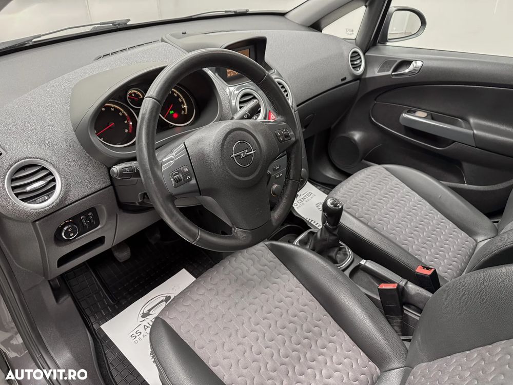 Opel Corsa 1.4 16V Innovation - 20