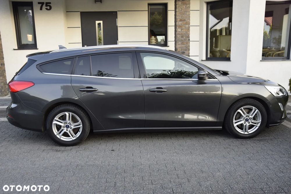 Ford Focus 1.0 EcoBoost STart-Stopp-System TITANIUM DESIGN - 13