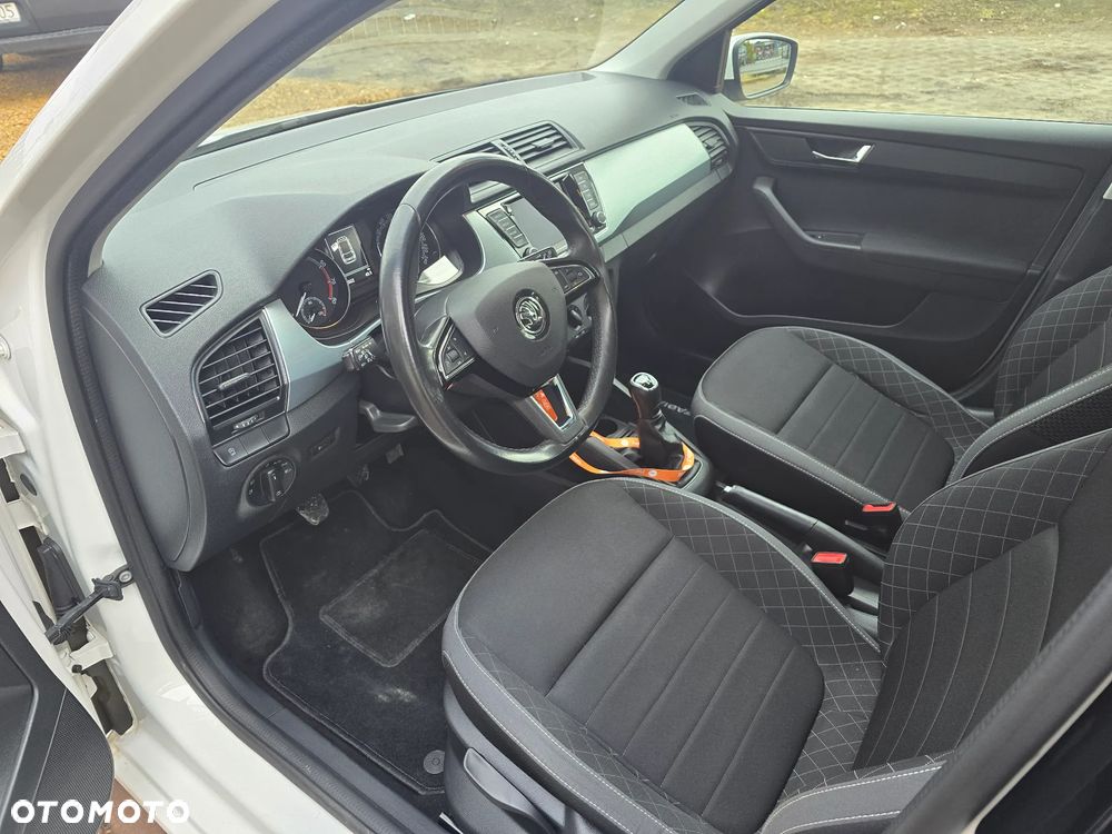 Skoda Fabia 1.0 TSI Ambition - 24
