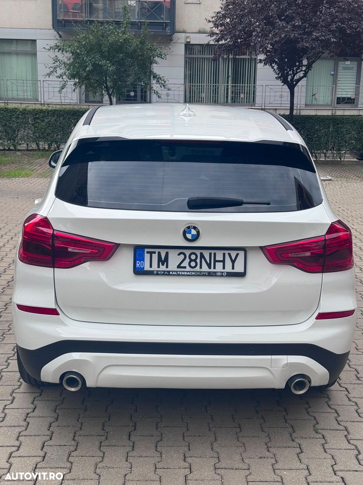 BMW X3 xDrive20d AT Advantage - 4
