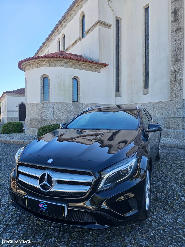 Mercedes-Benz GLA 200 (CDI) d Urban - 4