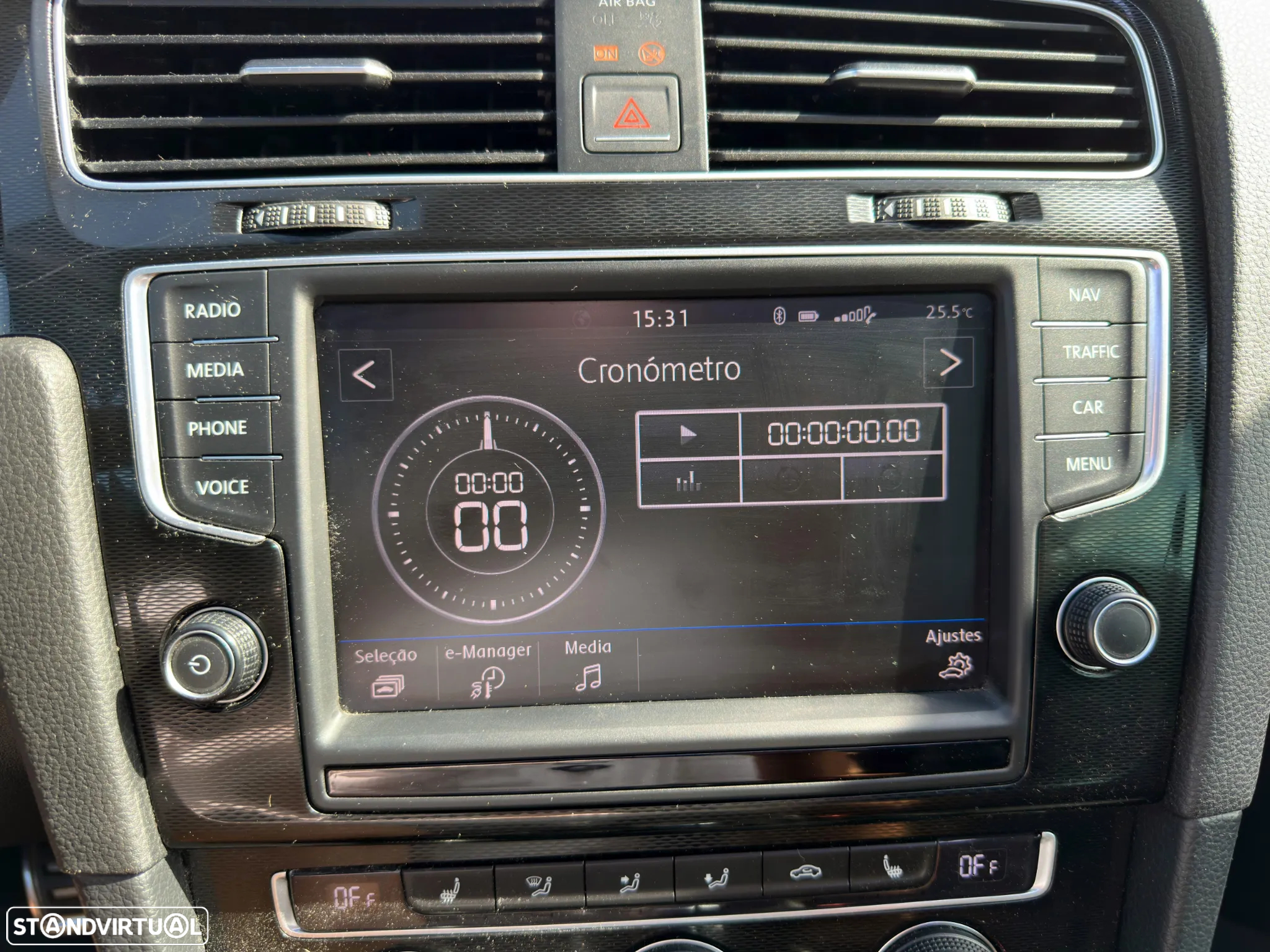 VW Golf 1.4 GTE Plug-In-Hybrid DSG - 17