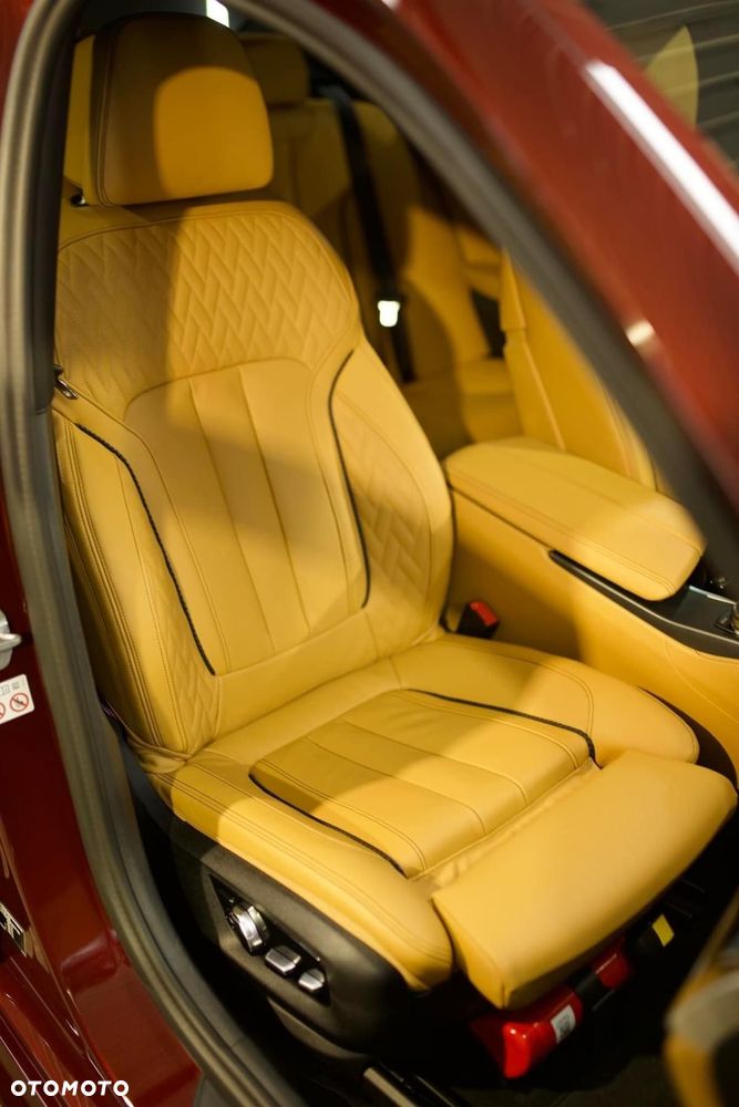 BMW Seria 5 - 23