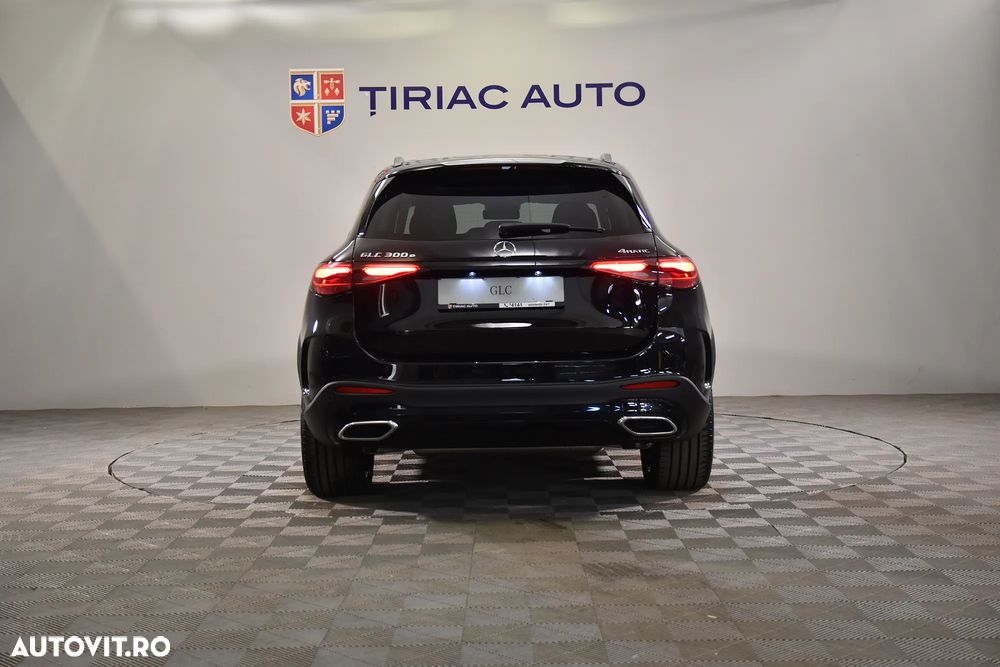 Mercedes-Benz GLC 300 e 4MATIC PHEV - 5