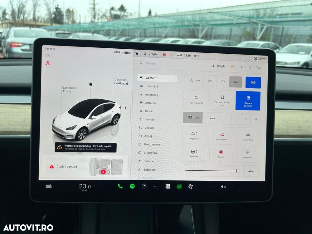 Tesla Model Y Long Range Dual Motor AWD - 24