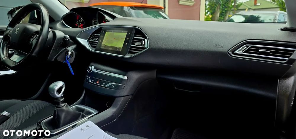 Peugeot 308 SW BlueHDi 130 Stop & Start Active Business-Paket - 29
