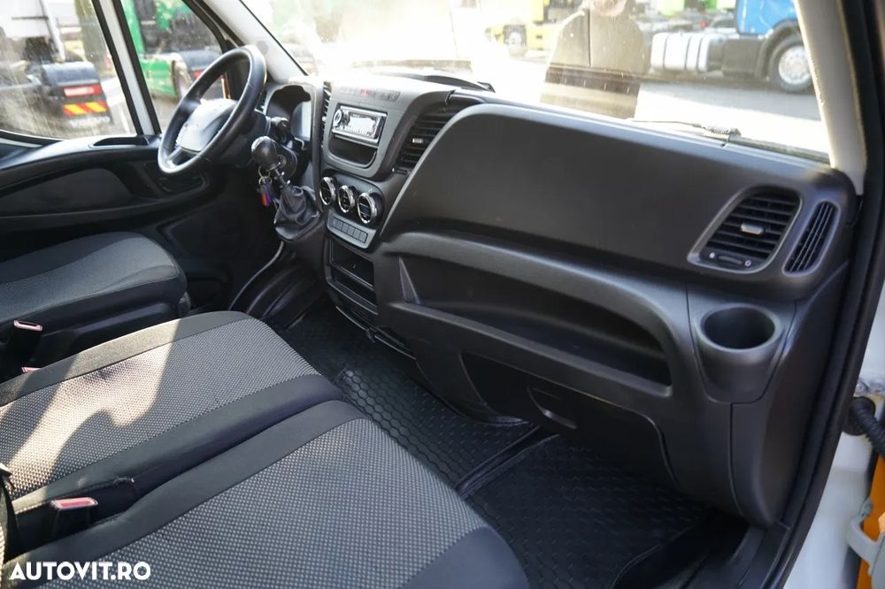 Iveco DAILY 35-140 / CU OPȚIUNI / 7 LOCURI / TABLĂ / DUBIȚĂ / IMPORTAT - 31