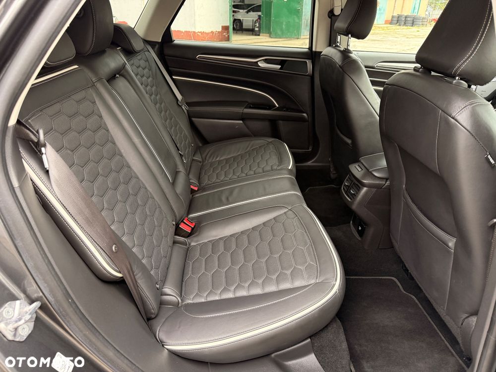 Ford Mondeo 2.0 EcoBlue VIGNALE - 14