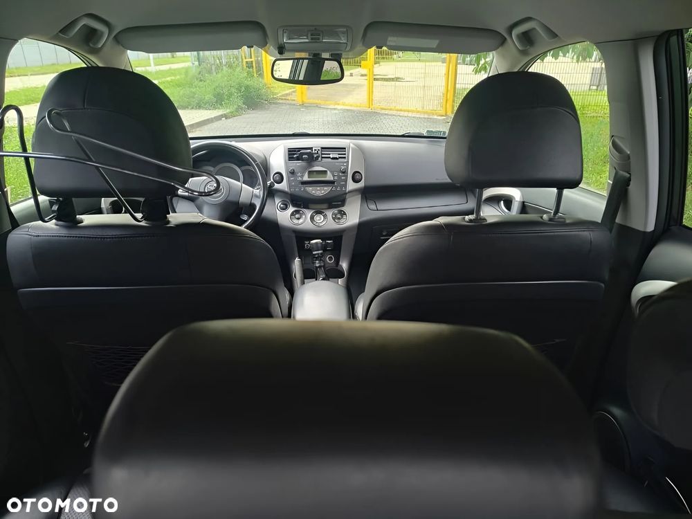 Toyota RAV4 2.2 D-4D Sol 180 - 16