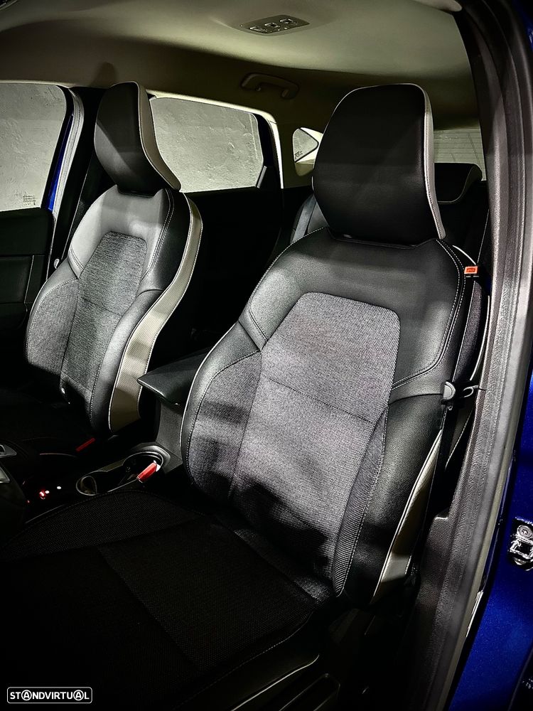 Renault Captur 1.6 E-Tech Plug-In Exclusive - 12