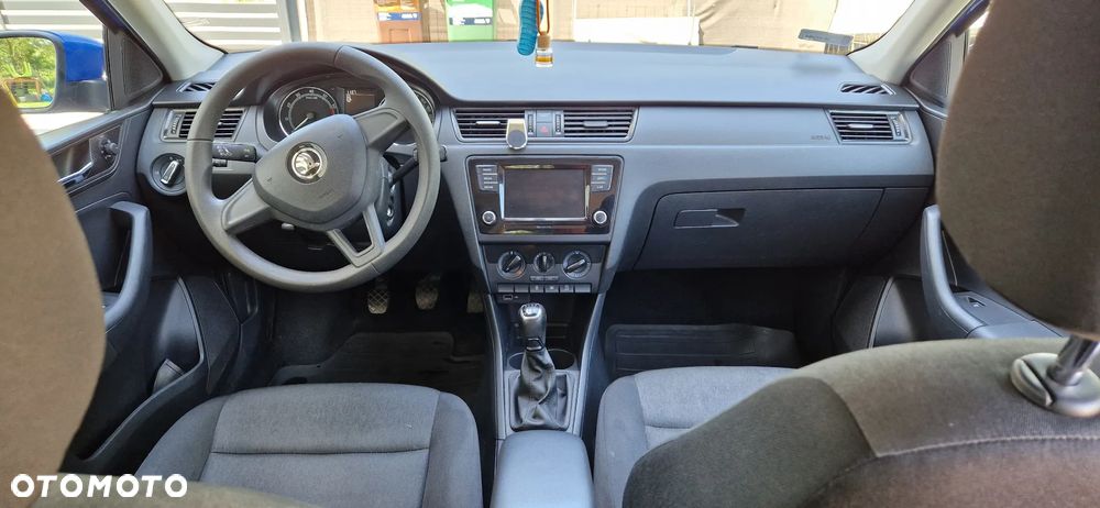 Skoda RAPID 1.0 TSI Active - 5