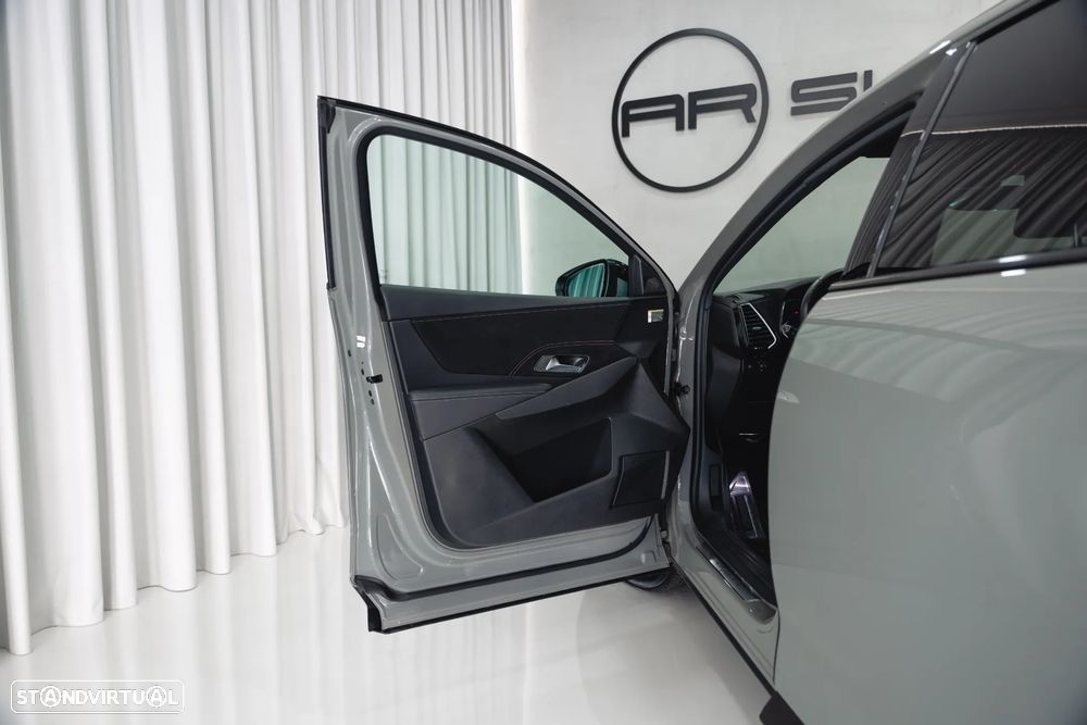DS DS7 Crossback E-Tense Performance Line EAT8 - 17