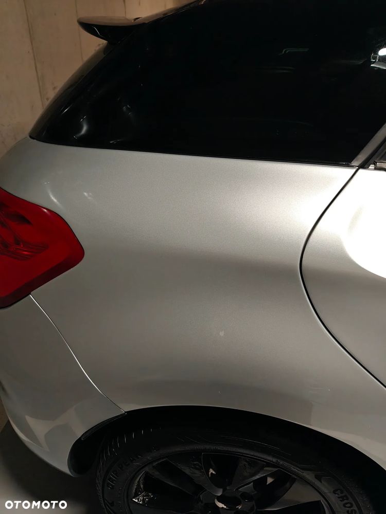 Citroën DS5 1.6 e-HDi Chic MCP - 17
