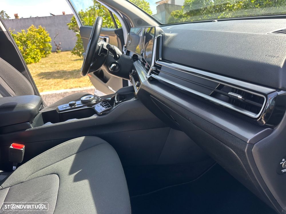 Kia Sportage 1.6 T-GDI AWD Base - 28