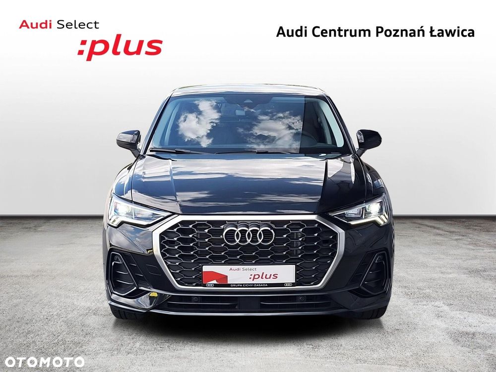 Audi Q3 Sportback - 8