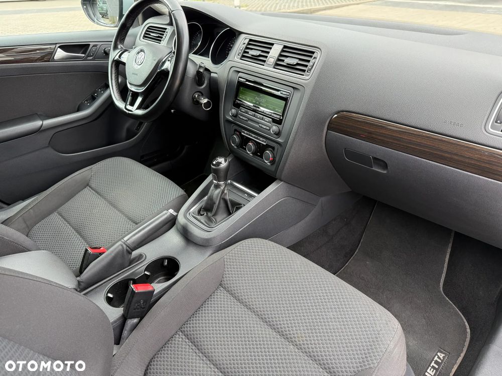 Volkswagen Jetta 2.0 TDI DPF Comfortline - 15