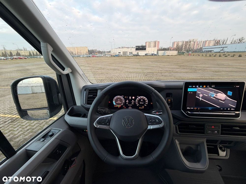 Volkswagen Crafter 35 2.0 TDI L3H3 177 KM AUTOMAT - 13