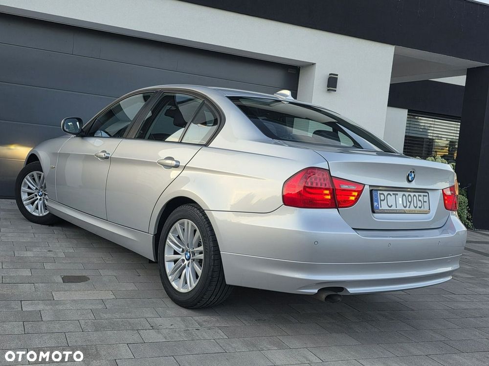 BMW Seria 3 - 30