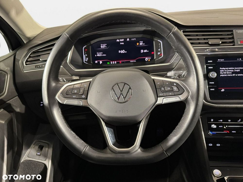 Volkswagen Tiguan Allspace - 19