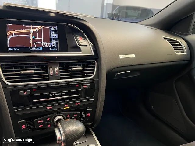 Audi A5 2.0 TDI Multitronic Business Line S-line - 9