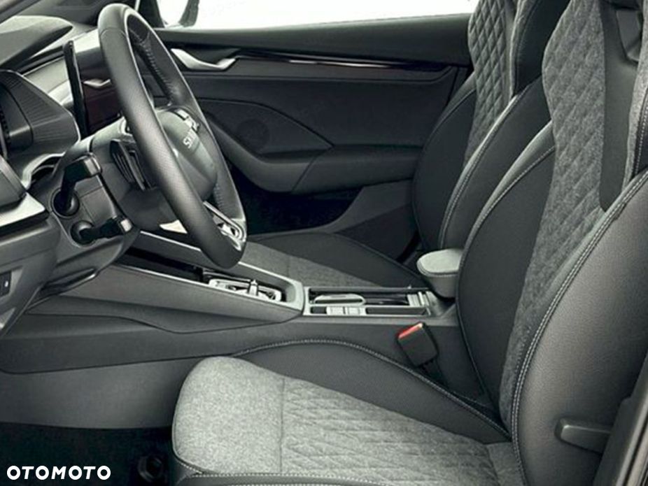 Skoda Octavia 2.0 TSI Sportline Tech 4x4 DSG - 5