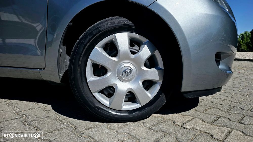 Toyota Yaris 1.0 VVT-i Sol+AC - 14