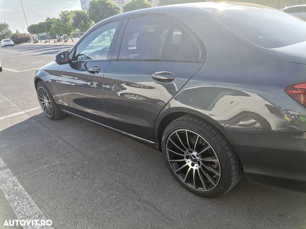 Mercedes-Benz C 250 (BlueTEC) d 4Matic 7G-TRONIC Avantgarde - 21