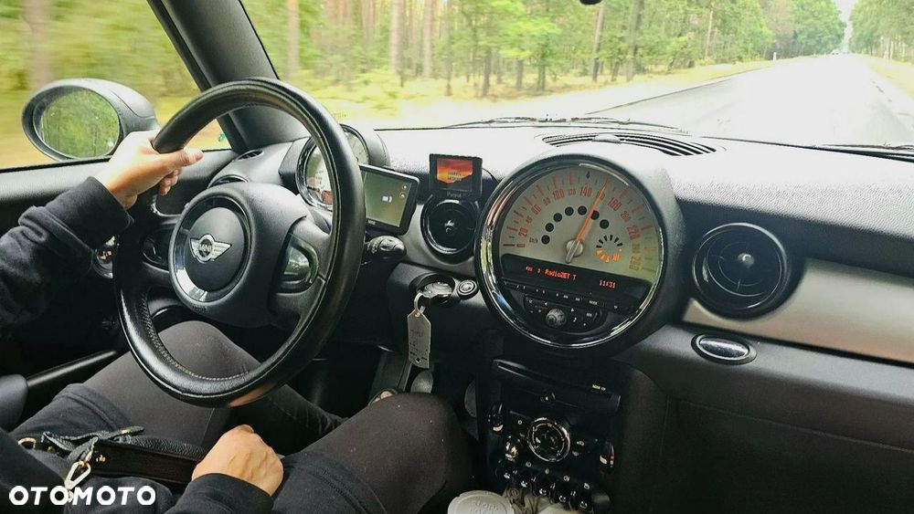 MINI Countryman One D - 17