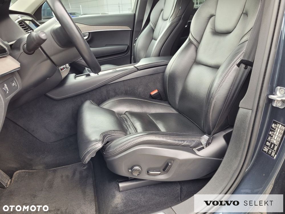Volvo XC 90 - 20