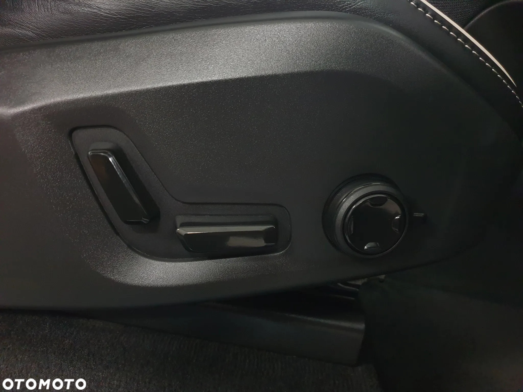 Volvo XC 90 B5 D AWD Geartronic RDesign - 33