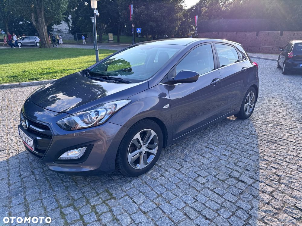 Hyundai i30 1.6 GDI Comfort - 25