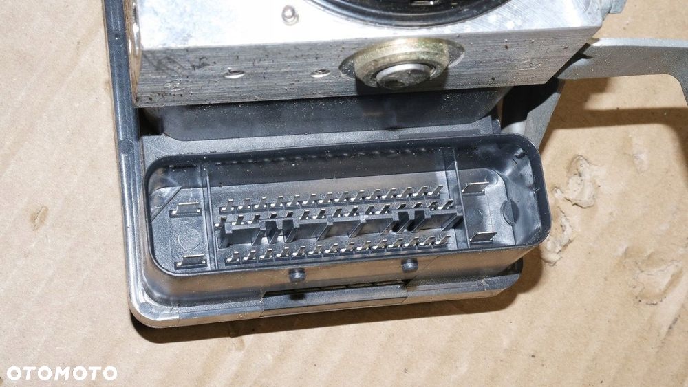 pompa hamulcowa abs bmw 1 e87 6771487 - 6