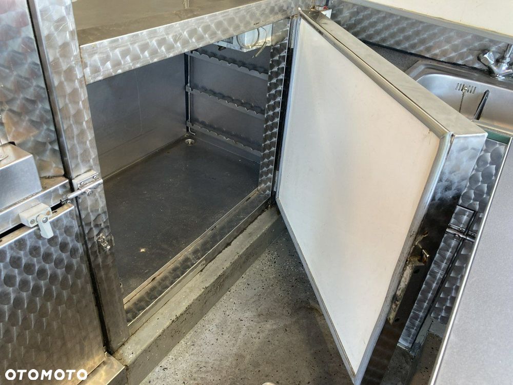 Mercedes-Benz Sprinter - 18