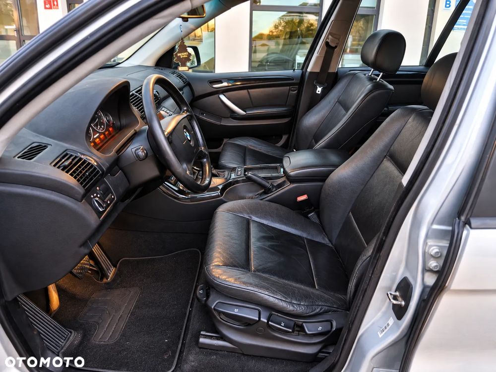 BMW X5 3.0 i Edition Exclusive - 7