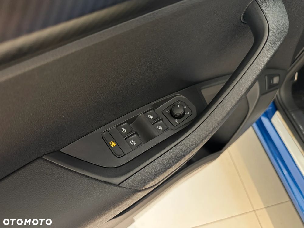 Skoda Karoq 1.5 TSI ACT Sportline DSG - 25